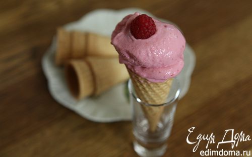Рецепт Творожно-малиновое мороженое