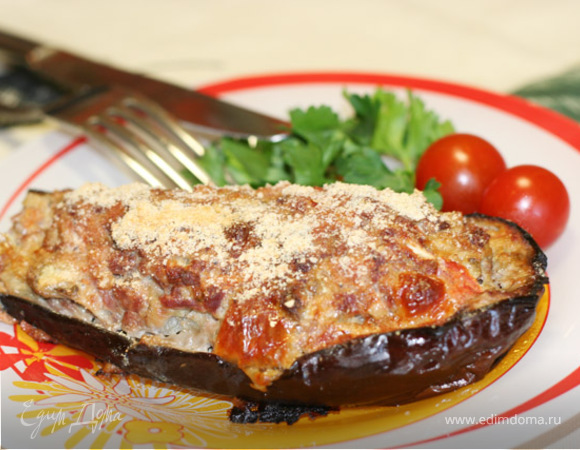 Баклажаны с мясом, помидорами и сыром сулугуни
