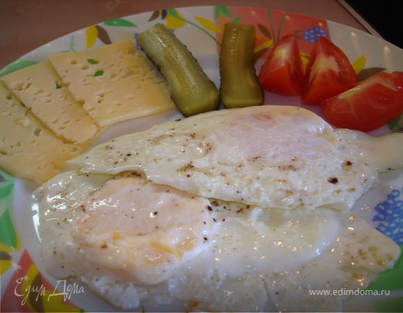 Яйца жаренные в "мешочек", или завтрак на скорую руку.