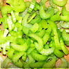 Зелёный салат с гранатом и сыром бри))