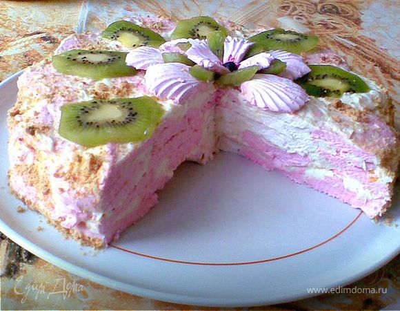 Торт без выпечки из зефира с фруктами, с печеньем или пряниками