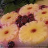 Творожный торт с вишней и ананасом