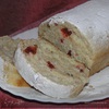 Десертный хлеб с изюмом и вишней