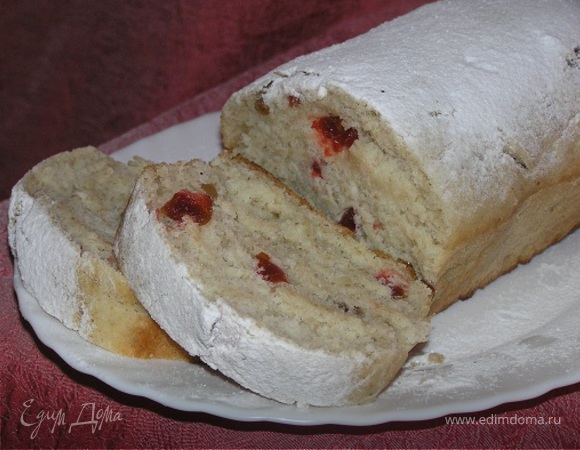Десертный хлеб с изюмом и вишней