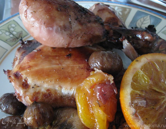 Курица с апельсинами, каштанами и сухофруктами