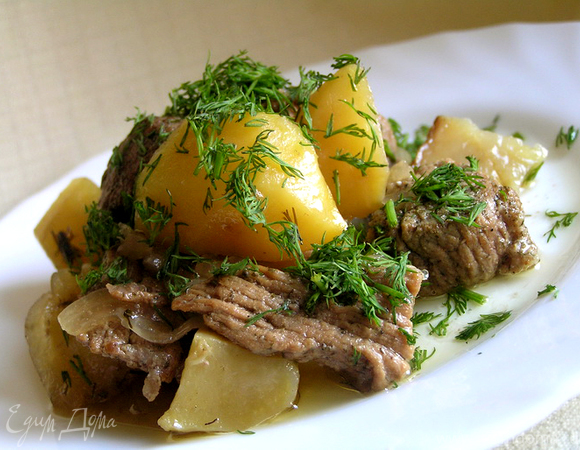 Говядина с картошкой в горшочках - Кулинария для мужчин