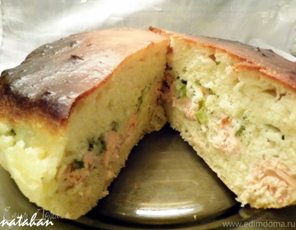 Рыбный пирог из дрожжевого теста