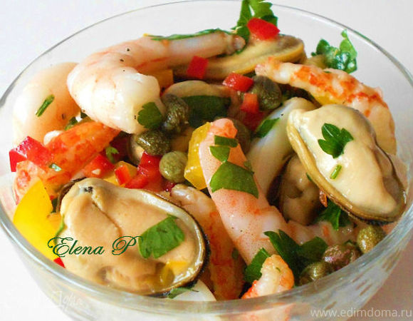 Рецепты салатов на Новый год с морепродуктами | Меню недели