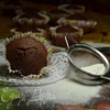 Шоколадные кексы с начинкой из белого шоколада