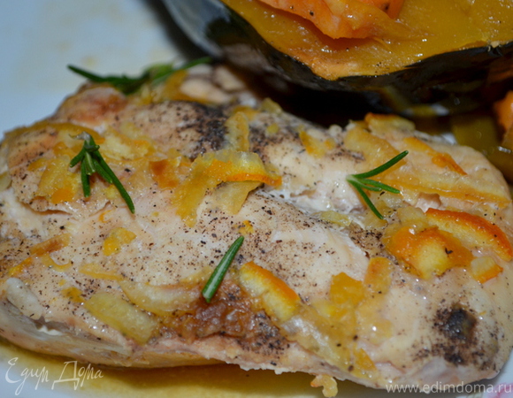 Куриные грудки в апельсиново-кленовом сиропе с акорн тыквой и сладким картофелем