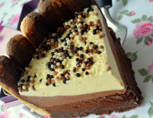 Шоколадный торт из трех муссов "Варенька"