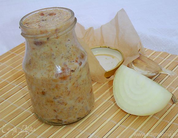 Смалец с луком, яблоком и чесноком, пошаговый рецепт на ккал, фото, ингредиенты - Эллиса