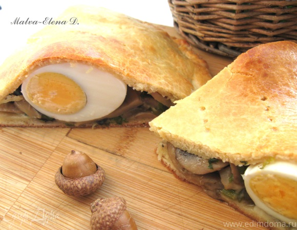 Пирог с яйцами и грибами