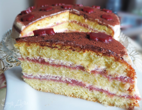 Бисквитный торт с кремом шарлотт «Сказка» | Рецепты на азинский.рф