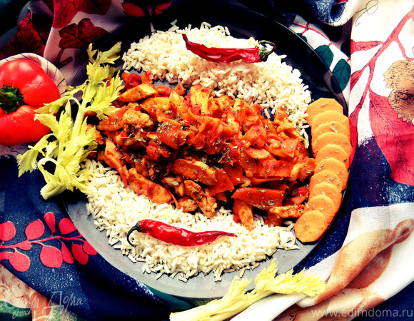 Курица карри с рисом и овощами