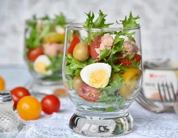 10 простых салатов с рыбой
