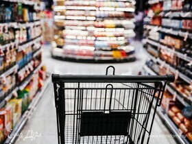 Какие продукты подорожают к Новому году: прогноз экономиста