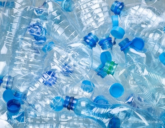 Ученые нашли связь между водой из пластиковых бутылок и слабым здоровьем
