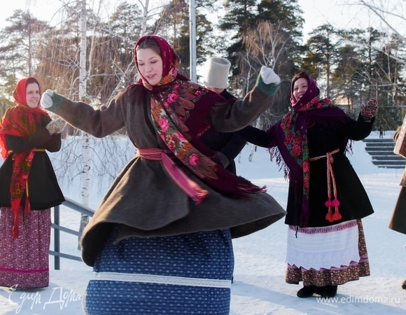 Без долгов и не с подругами: как отмечать старый Новый год, чтобы счастья прибавилось