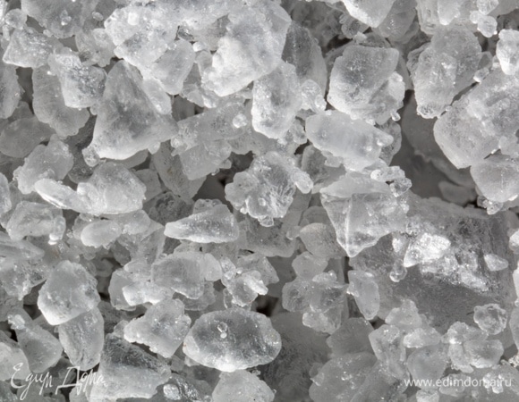 Найден полезный заменитель соли: ученые говорят, что его можно гипертоникам