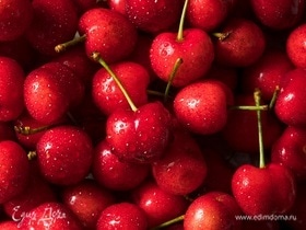 Стало известно, какие фрукты и ягоды помогут «добрать» дневную норму белка
