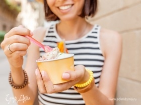 Почему опасно есть мороженое на улице — дело не в бактериях и простуде