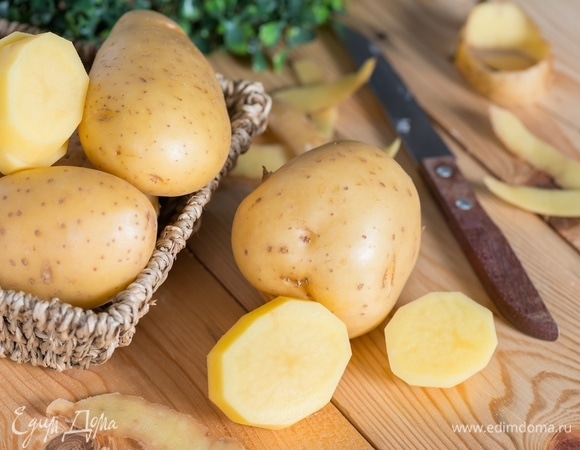 Не разварится и не рассыпется: какую картошку лучше использовать в салатах