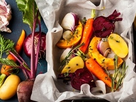 Как добиться идеального вкуса: запекаем овощи в духовке