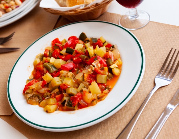 Новый хит сезона: почему все говорят о кабачках по-венгерски (и как их приготовить за 15 минут) Новый хит сезона: почему все говорят о кабачках по-венгерски (и как их приготовить за 15 минут)