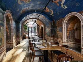 Завтрак в музее, обед в театре и ужин в океанариуме — 6 ресторанов и кафе в необычных местах Завтрак в музее, обед в театре и ужин в океанариуме — 6 ресторанов и кафе в необычных местах