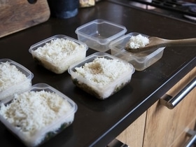 "Научно не доказано": гастроэнтеролог раскритиковала рисовую диету и объяснила, почему это опасно