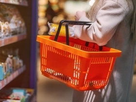 Наценка не больше 15%: депутаты пошли "тараном" на розничные торговые сети Наценка не больше 15%: депутаты пошли "тараном" на розничные торговые сети