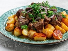 Что приготовить из говяжьего легкого дома: шеф-повар предложила кулинарам 5 проверенных идей Что приготовить из говяжьего легкого дома: шеф-повар предложила кулинарам 5 проверенных идей