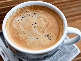 Сомнолог Бузунов развеял популярный миф об употреблении кофе на ночь Сомнолог Бузунов развеял популярный миф об употреблении кофе на ночь