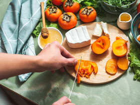 От френч-тоста и каши до хачапури — шеф-повара поделились рецептами блюд с хурмой