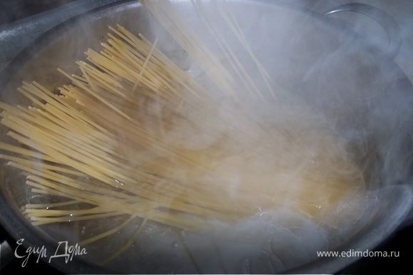 Варим спагетти