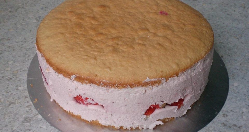 Рецепт торта клубничное облако с фото пошагово в домашних условиях