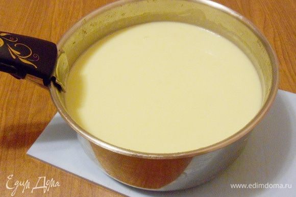 Перемешать и прогреть суп до полного растворения сыра.