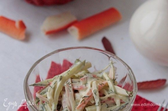 Салат из крабовых палочек: описание и рецепты | FISH-PROM.RU