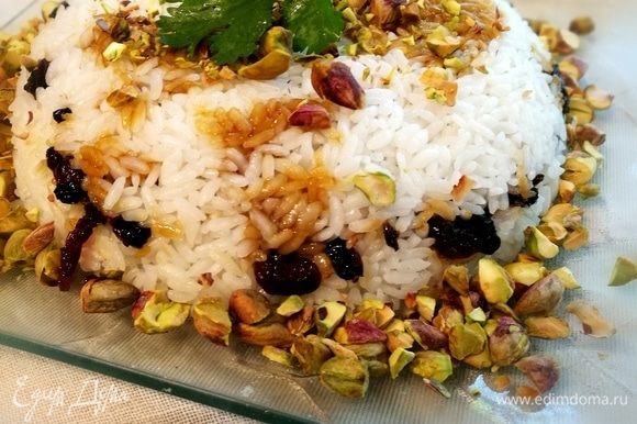 Подавать предлагаю с рисом по-ирански (рецепт следует).