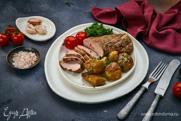 Мясо свиной карбонад в духовке простой рецепт пошаговый