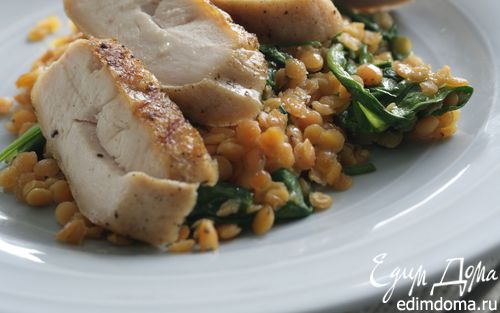 Рецепт Курица-гриль с жареным шпинатом и чечевицей