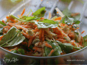 Салат из яблок и моркови