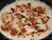 Рисовая каша с корицей и орехами пекан
