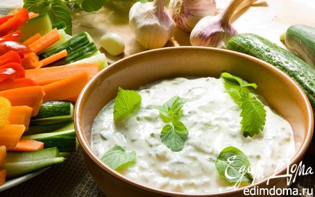 Рецепт Цацики - соус из йогурта и свежего огурца