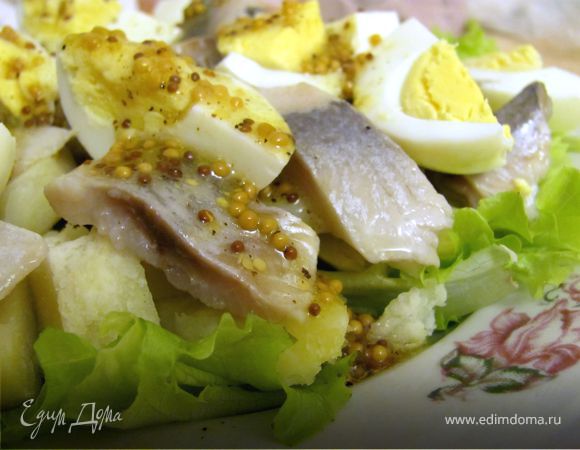 Улетный салат из сардины консервированной с яйцами и горошком