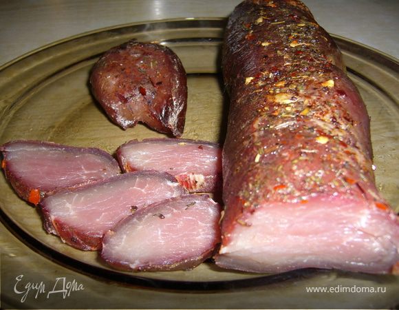 Приготовь дома ароматное вяленое мясо на Пасху 2020