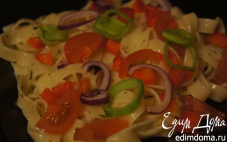 Рецепт Феттучини со свежими овощами в соусе из рикотты
