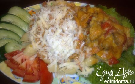Рецепт Плотный и сытный ужин для моих мужчин (Паста под соусом с овощами и ветчиной,Куриное мясо с гриба...