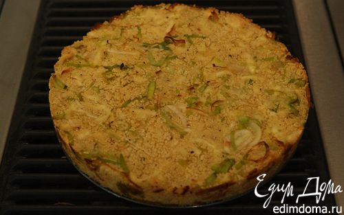 Рецепт Пирог из кускуса с луком-пореем, сыром и кориандром